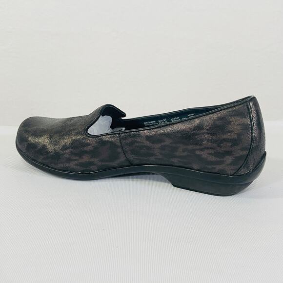 Dansko Slip On Comfort Shoes Womens EU 37 US 7 Cheetah Cat Black Metallic Loafer - Picture 6 of 13